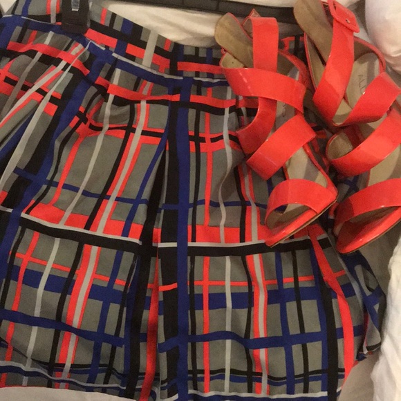 Multi-Colored Skirt - Picture 4 of 5